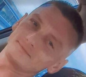 white man 5ft 7ins and of medium build with short fair-coloured hair